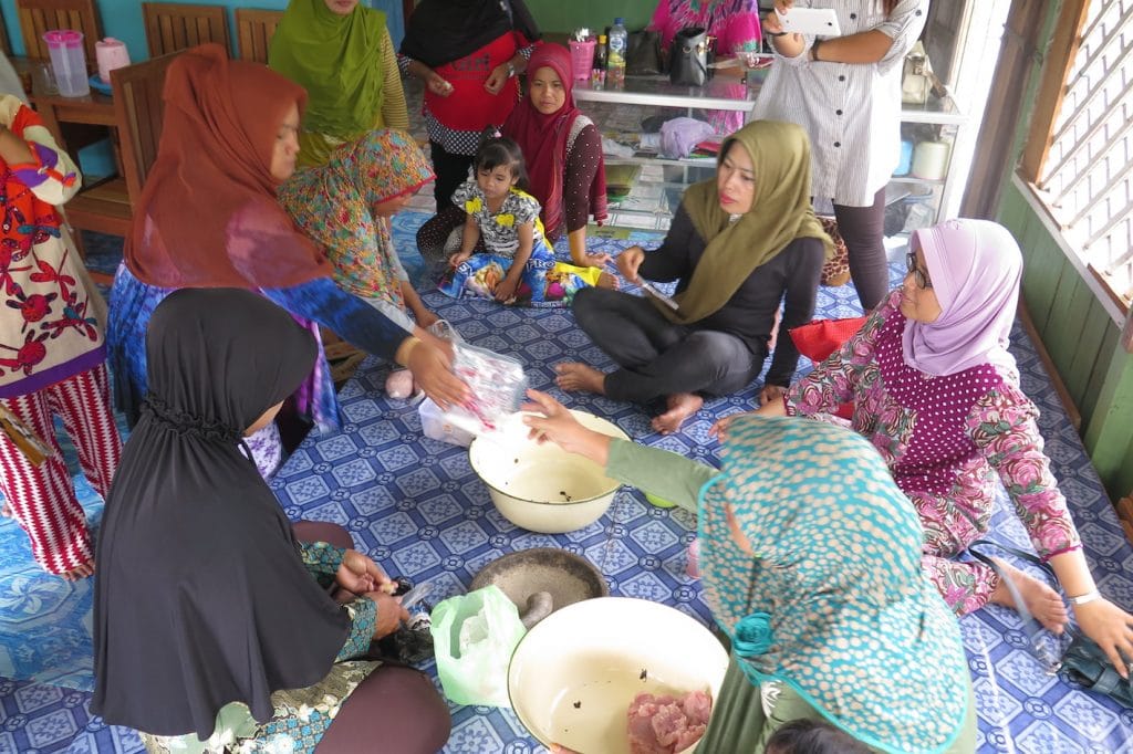 Masyarakat Rentan Miskin di Kampung Tanjung Batu