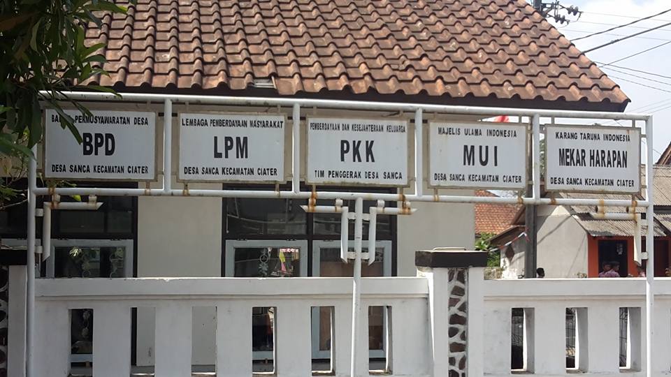 Javlec bersama Aqua Bina Generasi Muda Peduli Lingkungan