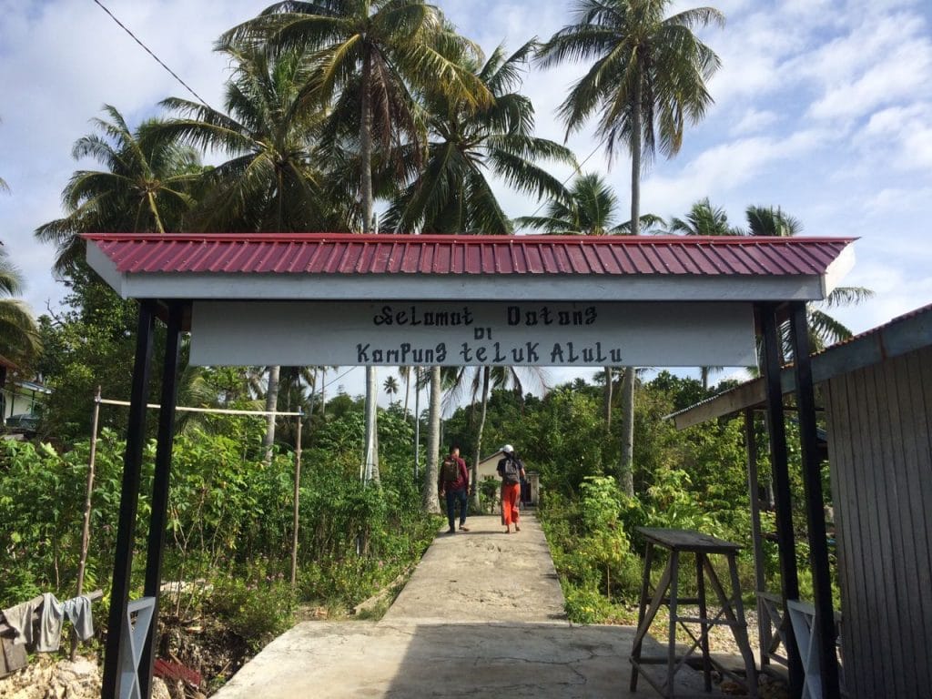 Strategi Penanggulangan Kemiskinan Kampung Teluk Alulu