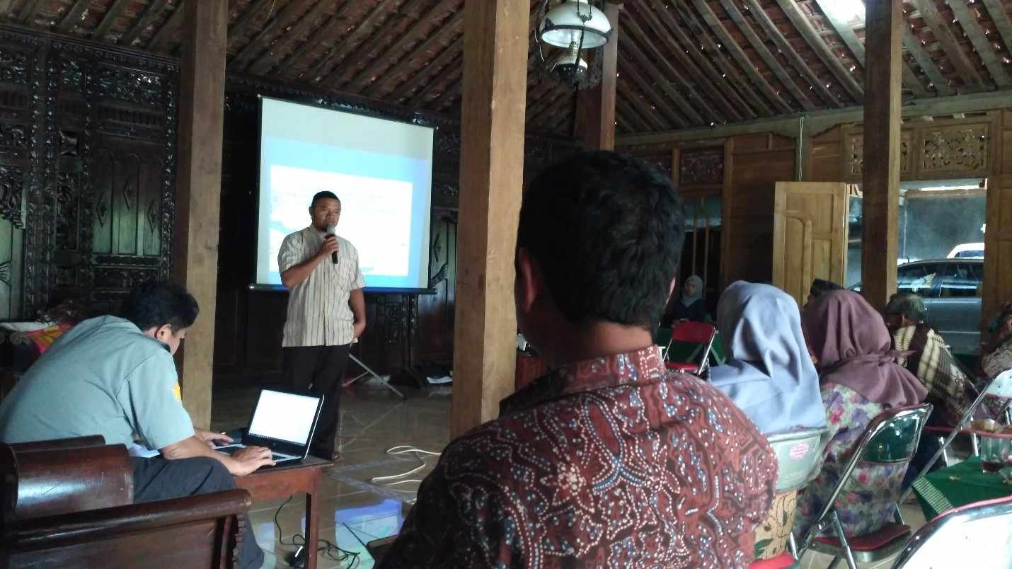 Sarasehan 11 Tahun Izin Hutan Kemasyarakatan (HKm)