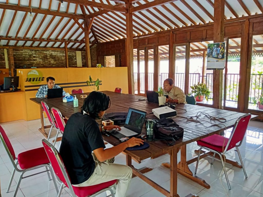 Kick Off Taman Kehati PT. Tirta Investama Subang dengan Yayasan Javlec Indonesia